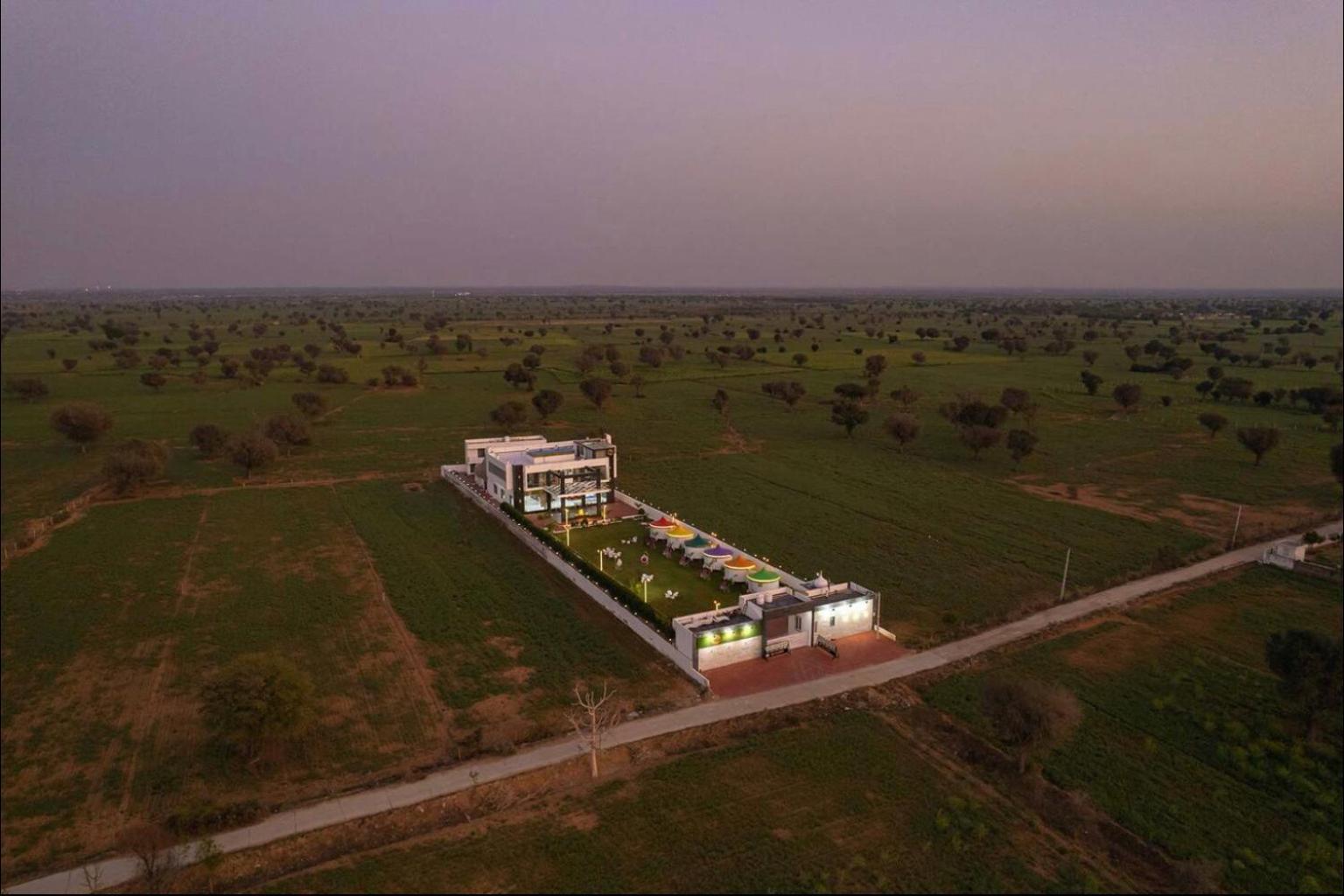Iris Heaven'Z By Radha Rani Resort Jaipur Ngoại thất bức ảnh